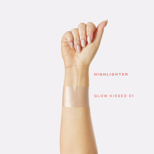 Nature21 Blvd_Paese | Glow Kissed Creamy Highlighter | 0.14 oz 